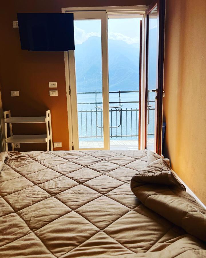 Villa Castello Only Room リモーネ・スル・ガルダ エクステリア 写真